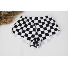 Shorts with a print Chess art.1063